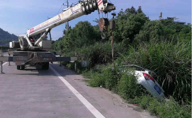 舒兰重载吊车救援